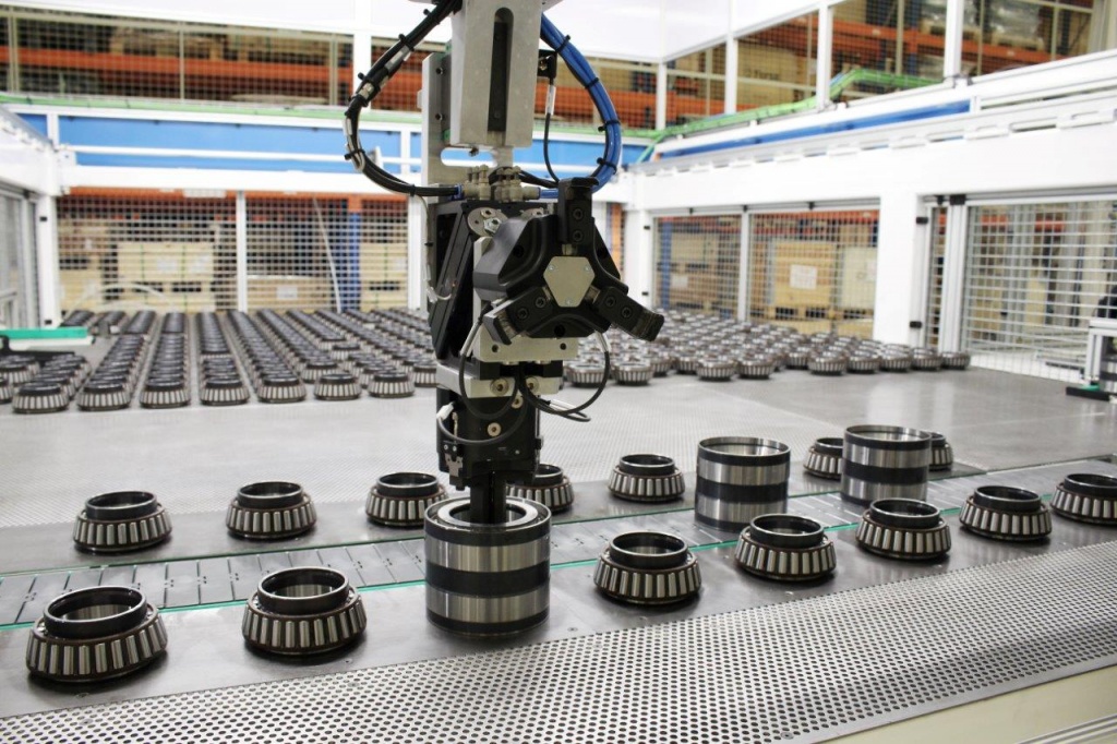 Новая 100% автоматизированная производственная линия на заводе по производству подшипников Fersa в Сарагосе, Испания